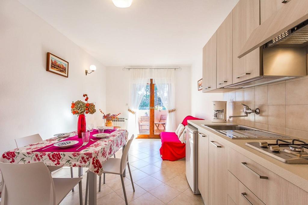 Apartments Valbandon Fažana Екстериор снимка